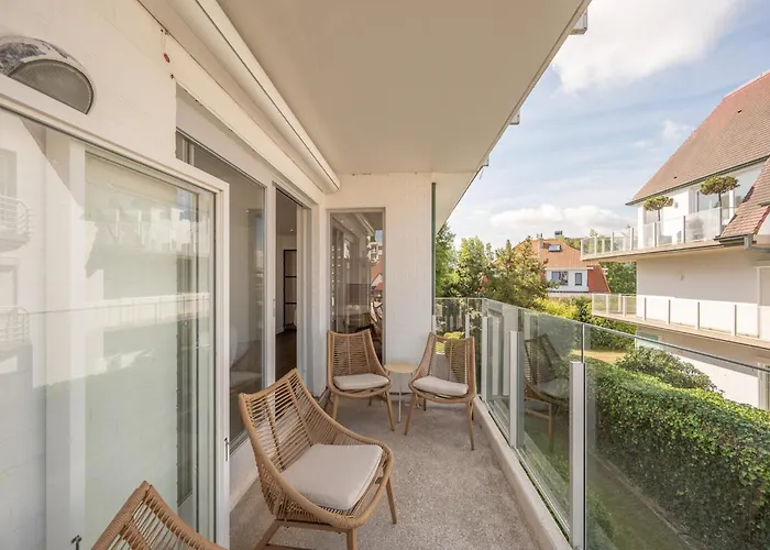 Elegant Near Casino Apartment *